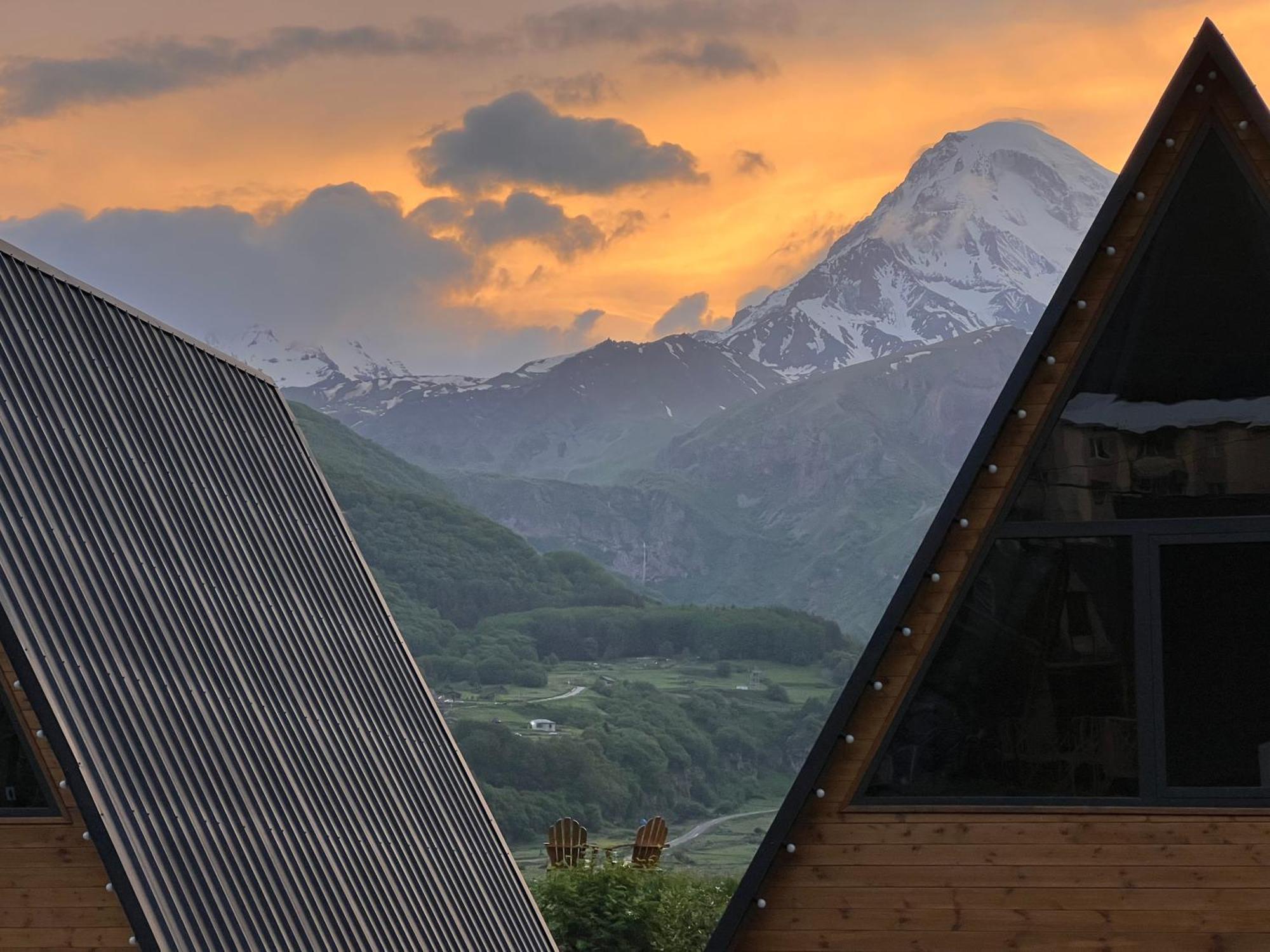 Kazbegi Hills Cottages Dış mekan fotoğraf